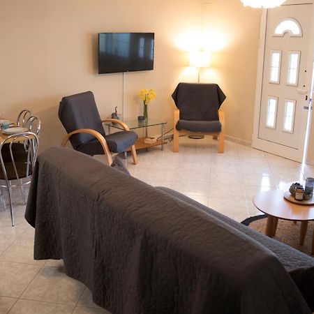 Silene Luxury Apartment Néa Péramos Εξωτερικό φωτογραφία