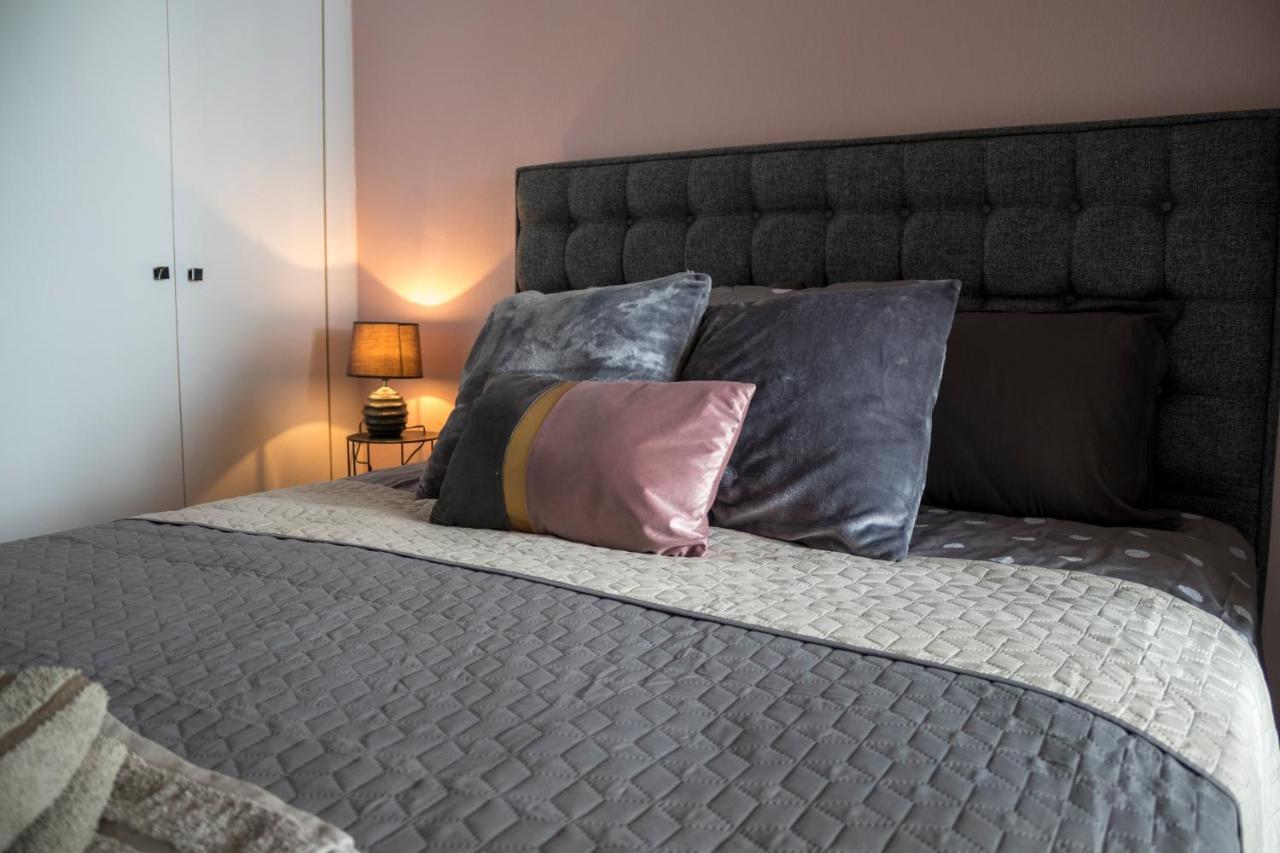 Silene Luxury Apartment Néa Péramos Εξωτερικό φωτογραφία